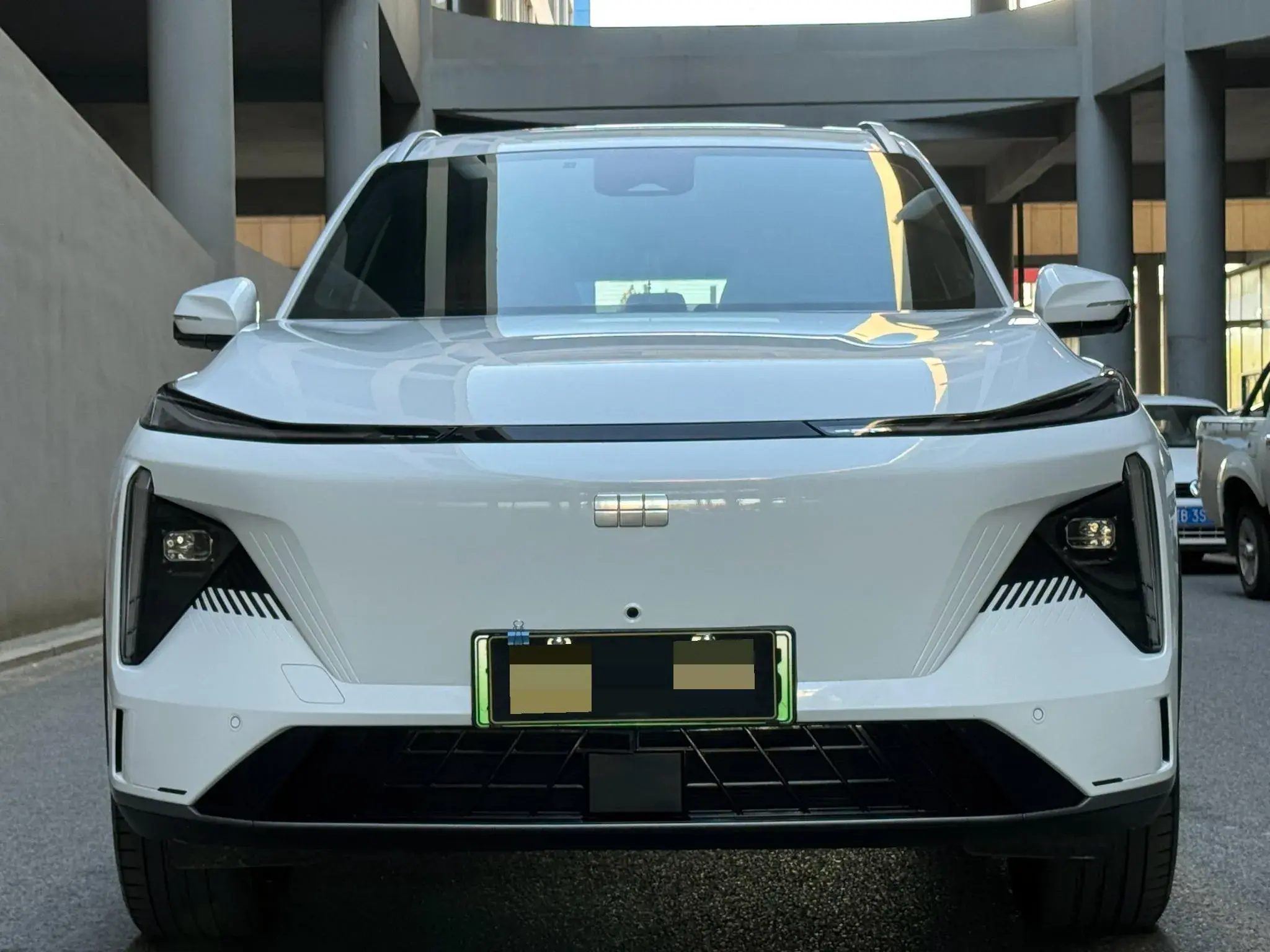 2024 GEELY GALAXY thumbnail 2