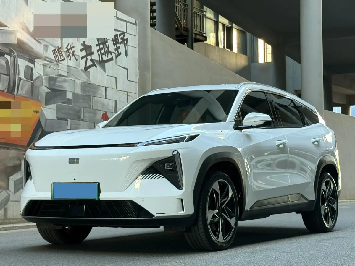 2024 Geely Galaxy L7 1.5T 163HP L4 3DHT PHEV 18.7KWH