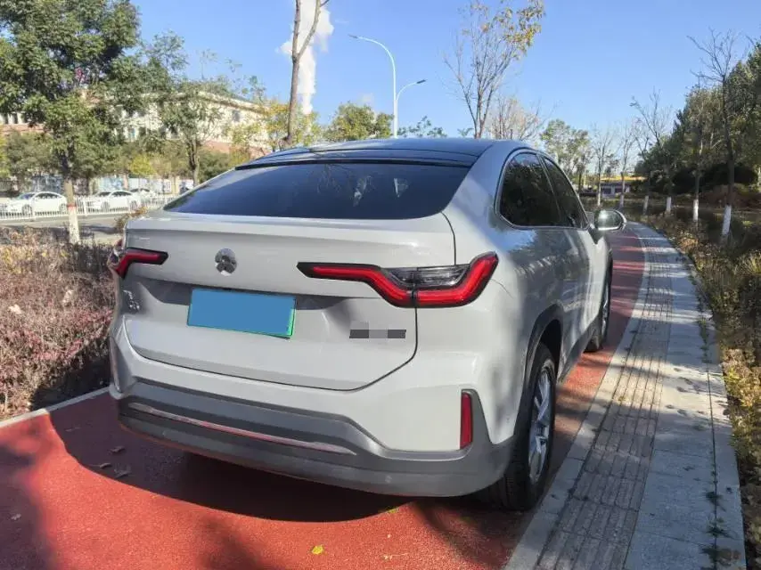 2022 NIO ES6 thumbnail 4