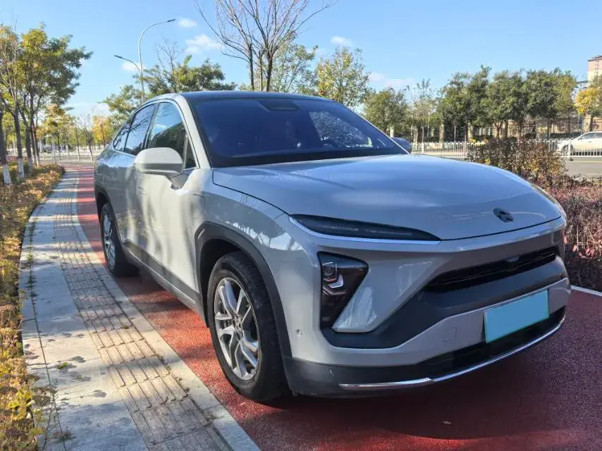 2022 NIO ES6 thumbnail 3