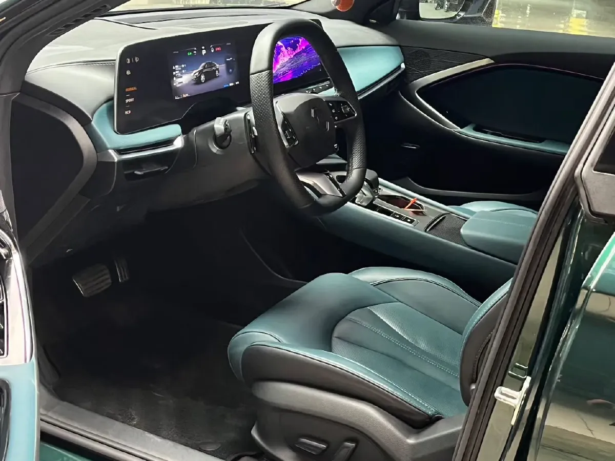 2023 MG 7 2.0T 261HP L4 9AT,autocango,china used car exporter,china ev exporter,chinese used car exporter,chinese used ev exporter