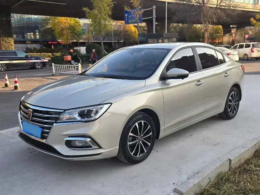2020 Roewe i5 1.5L 120HP L4 CVT