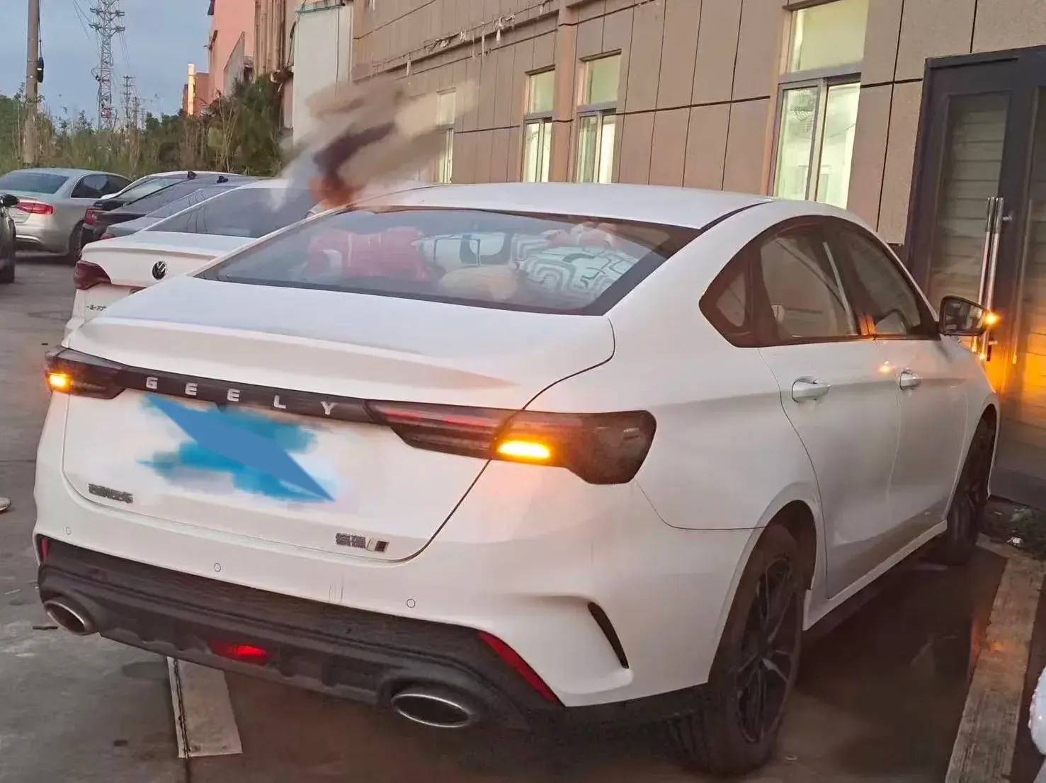 2024 GEELY BINRAY thumbnail 2