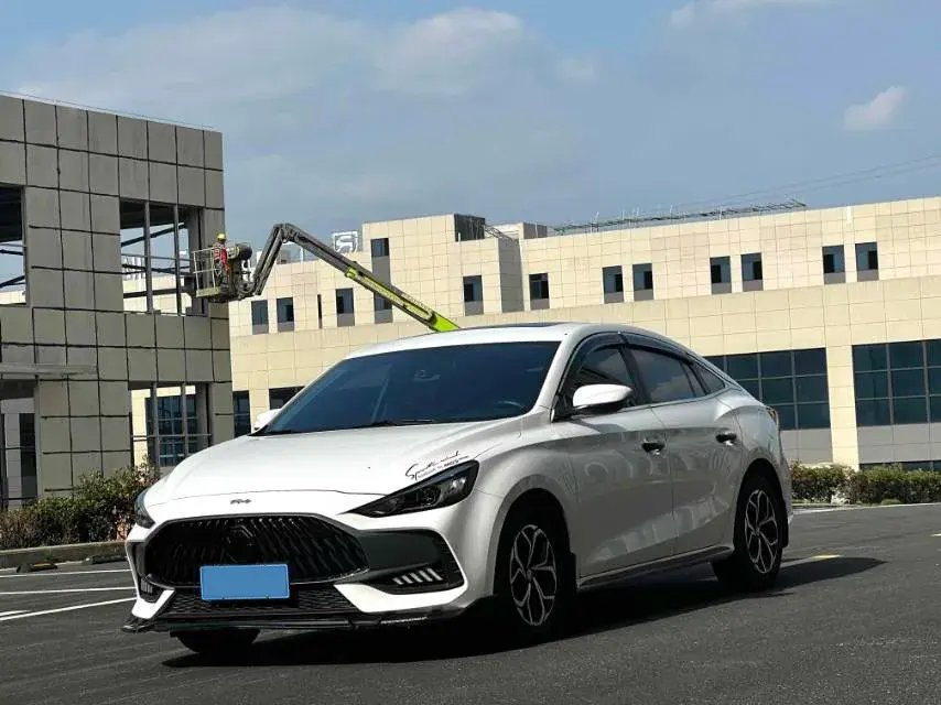 2023 MG 5 1.5L 129HP L4 CVT