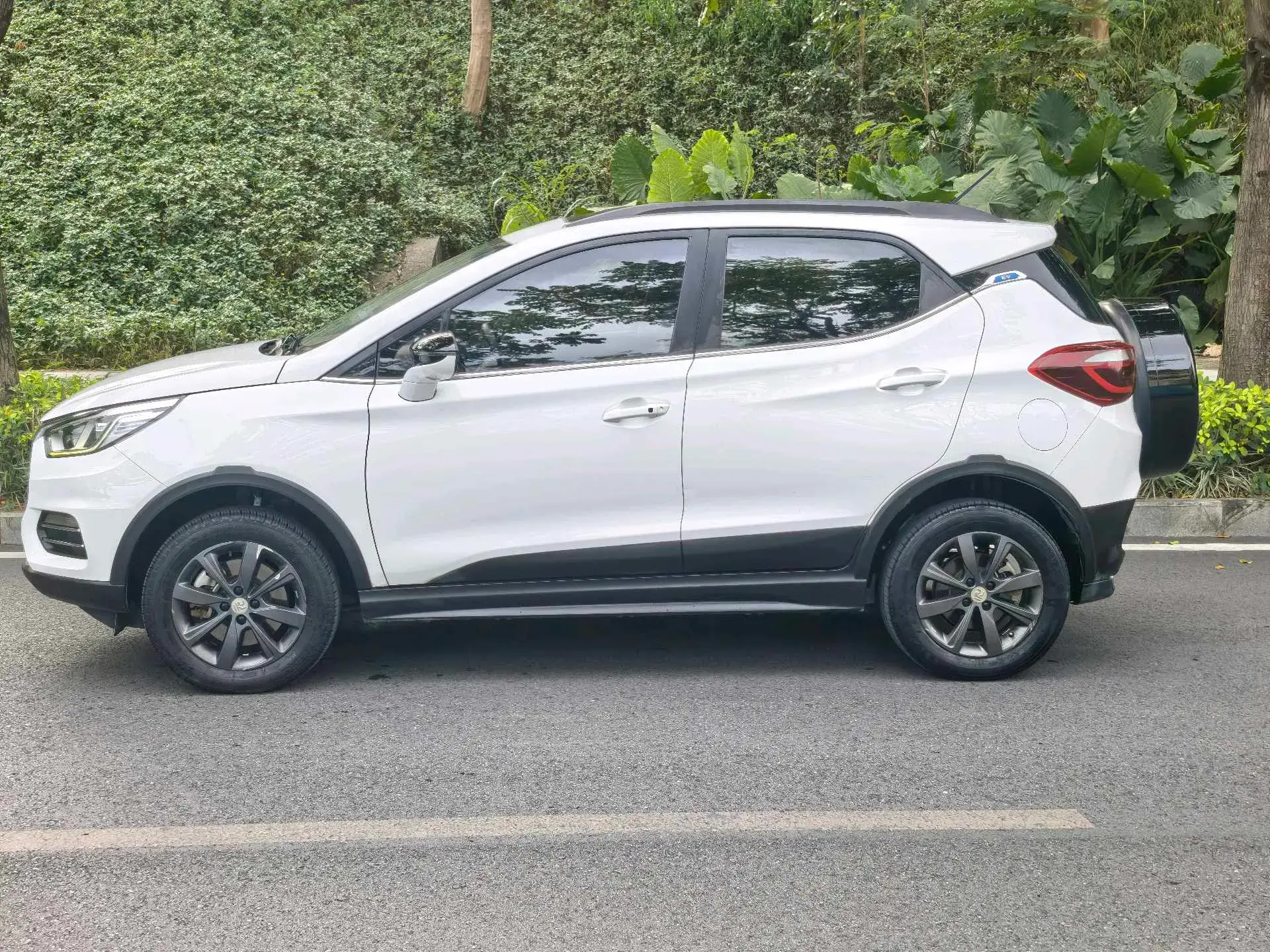 2018 BYD YUAN thumbnail 4