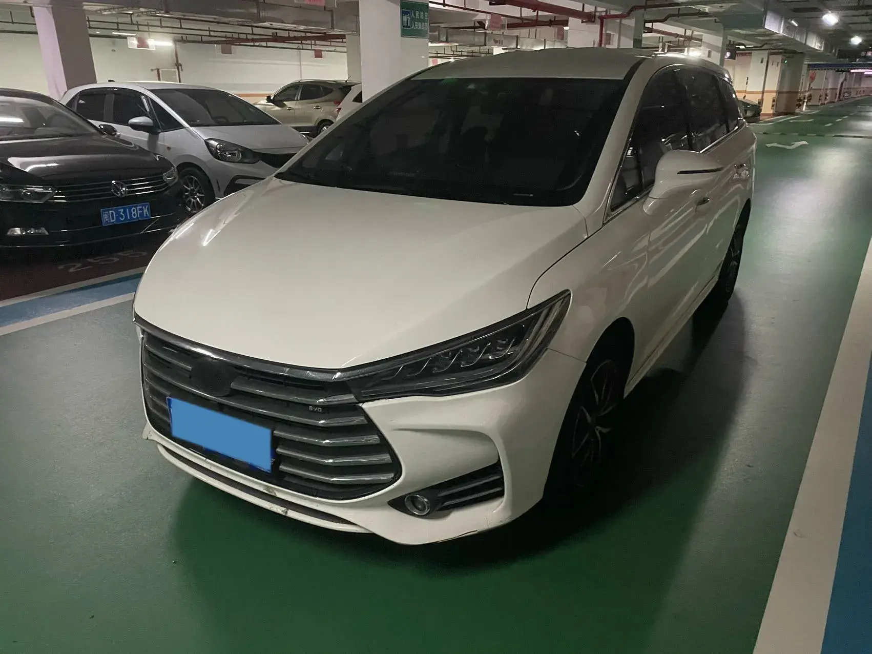 2018 BYD SONG view 1