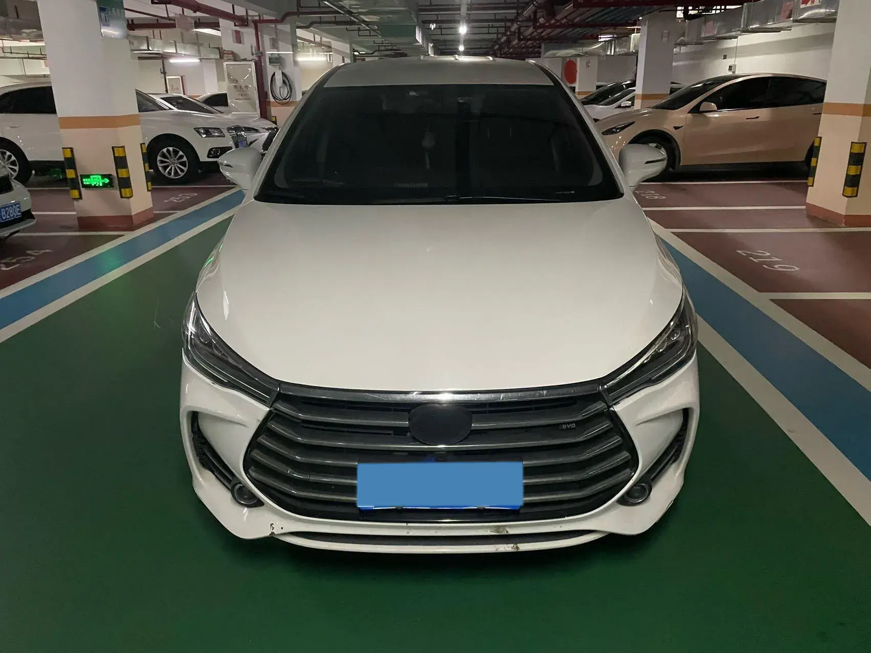 2018 BYD SONG thumbnail 2