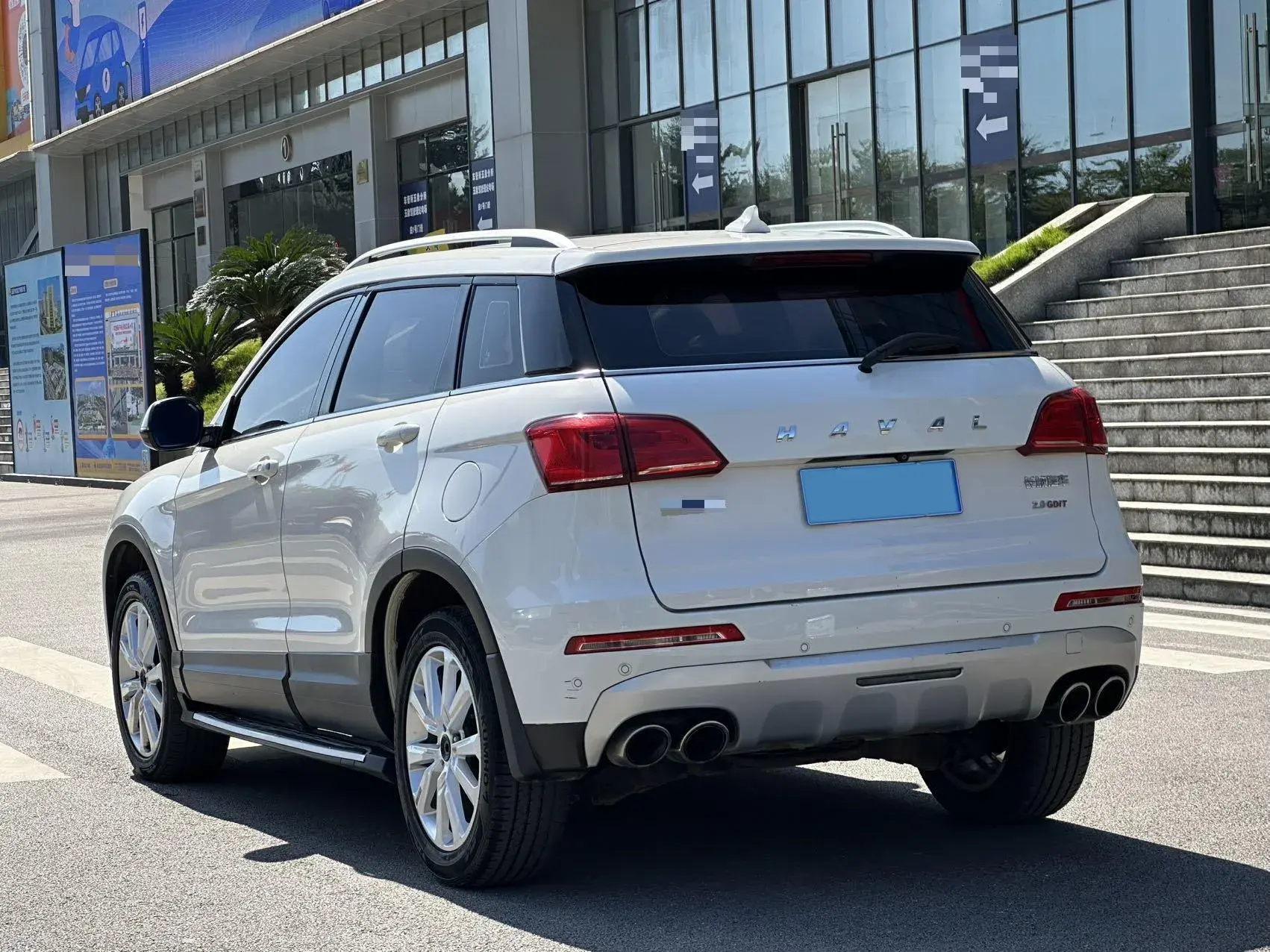 2017 HAVAL H6 thumbnail 4