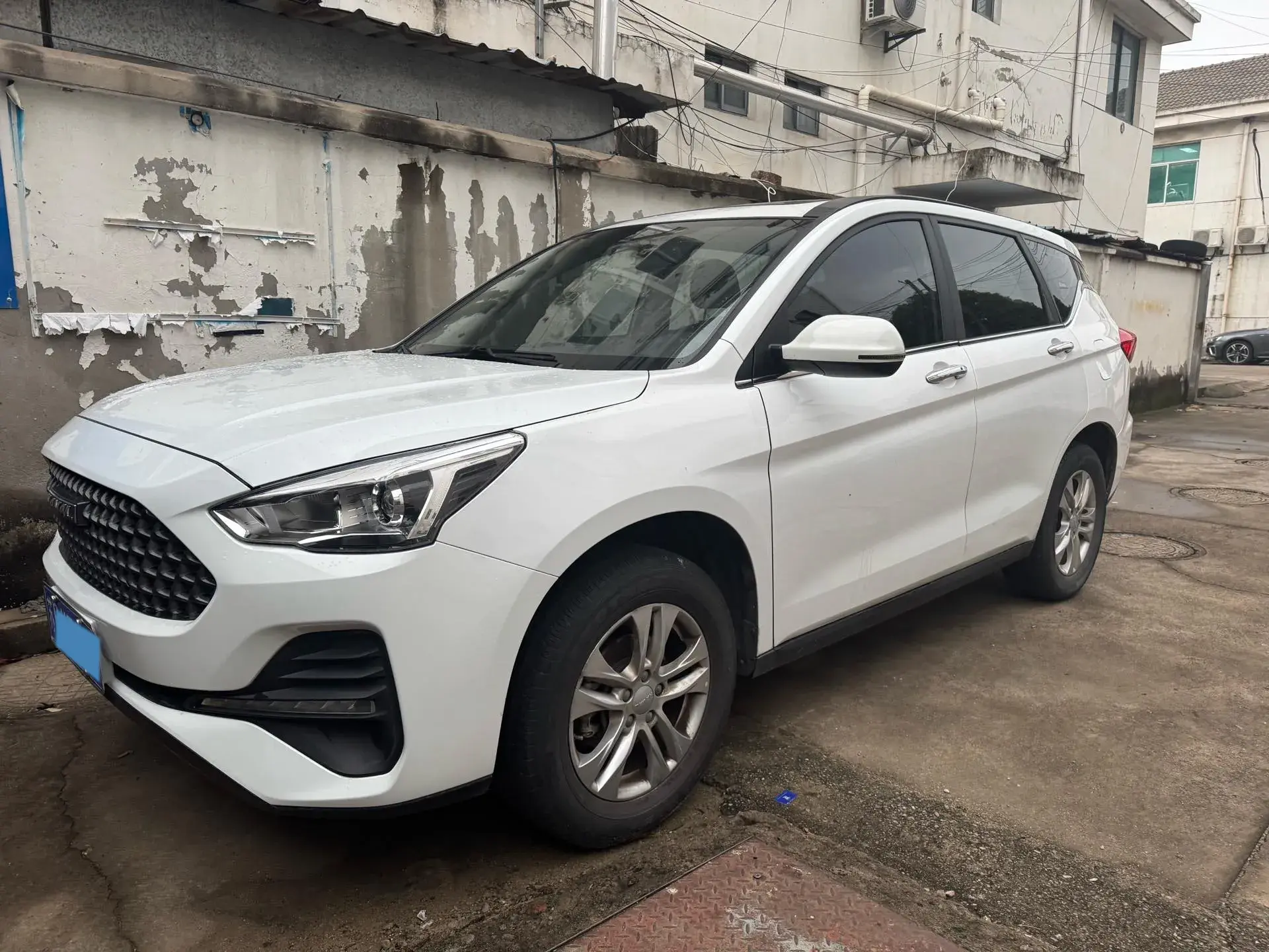 2019 HAVAL M6 view 1