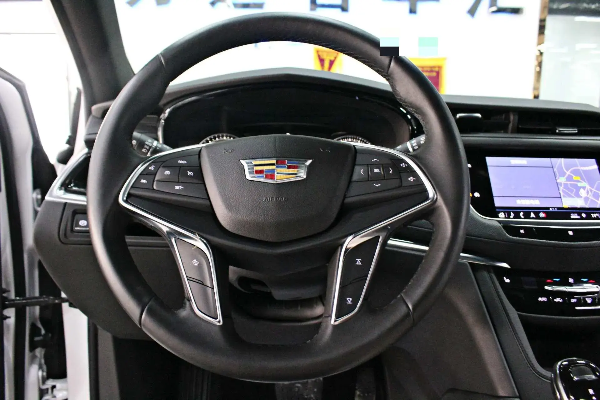 2020 CADILLAC XT5 thumbnail 2