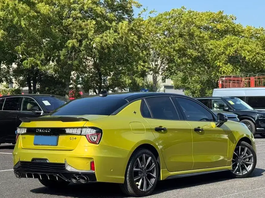 2020 LYNK&CO 03 thumbnail 4