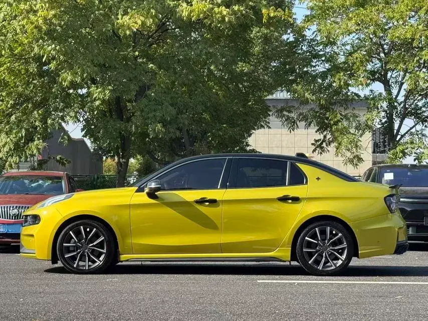 2020 LYNK&CO 03 thumbnail 3