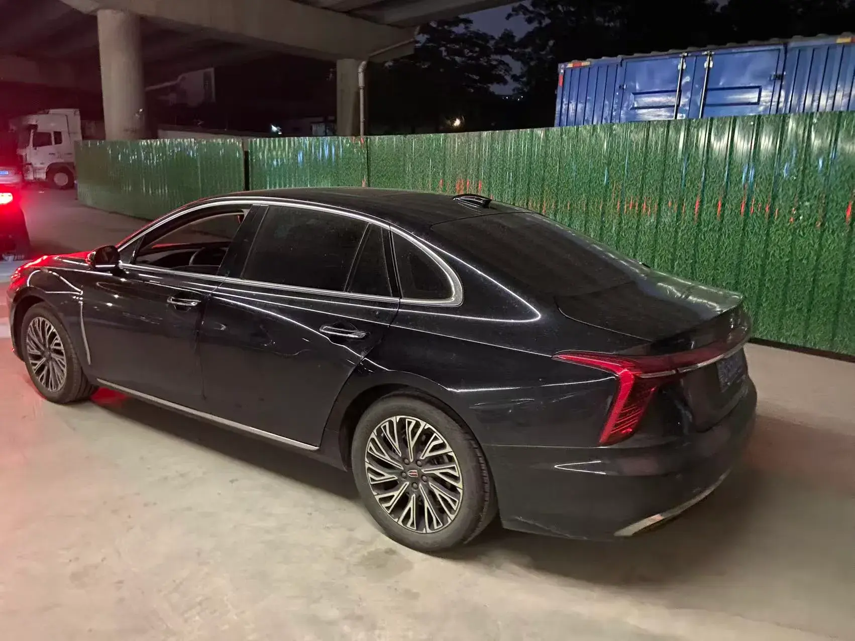 2023 HONGQI H5 thumbnail 3