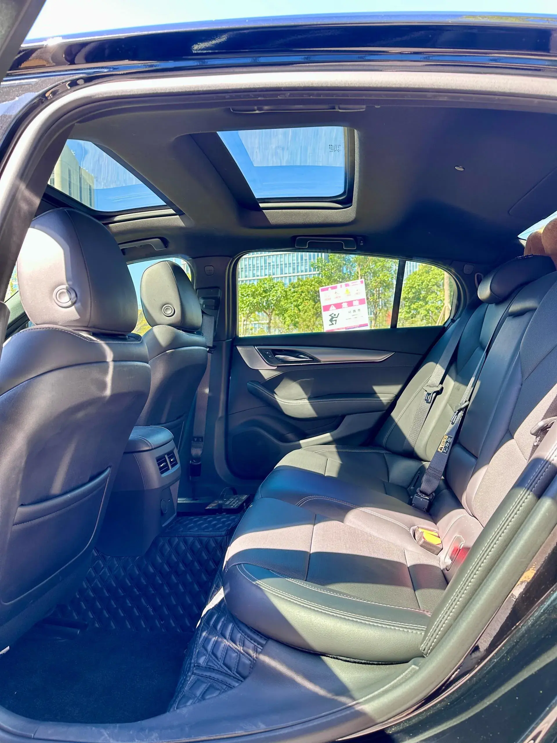 2022 CADILLAC CT5 thumbnail 4