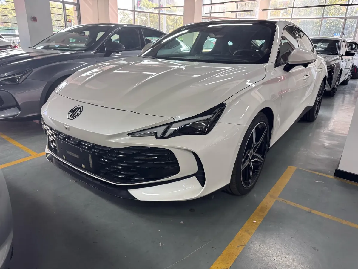 2025 MG 7 2.0T 261HP L4 9AT,autocango,china used car exporter,china ev exporter,chinese used car exporter,chinese used ev exporter