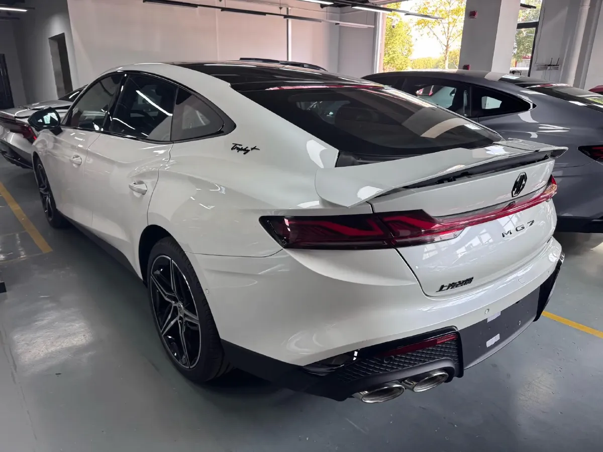 2025 MG 7 2.0T 261HP L4 9AT,autocango,china used car exporter,china ev exporter,chinese used car exporter,chinese used ev exporter
