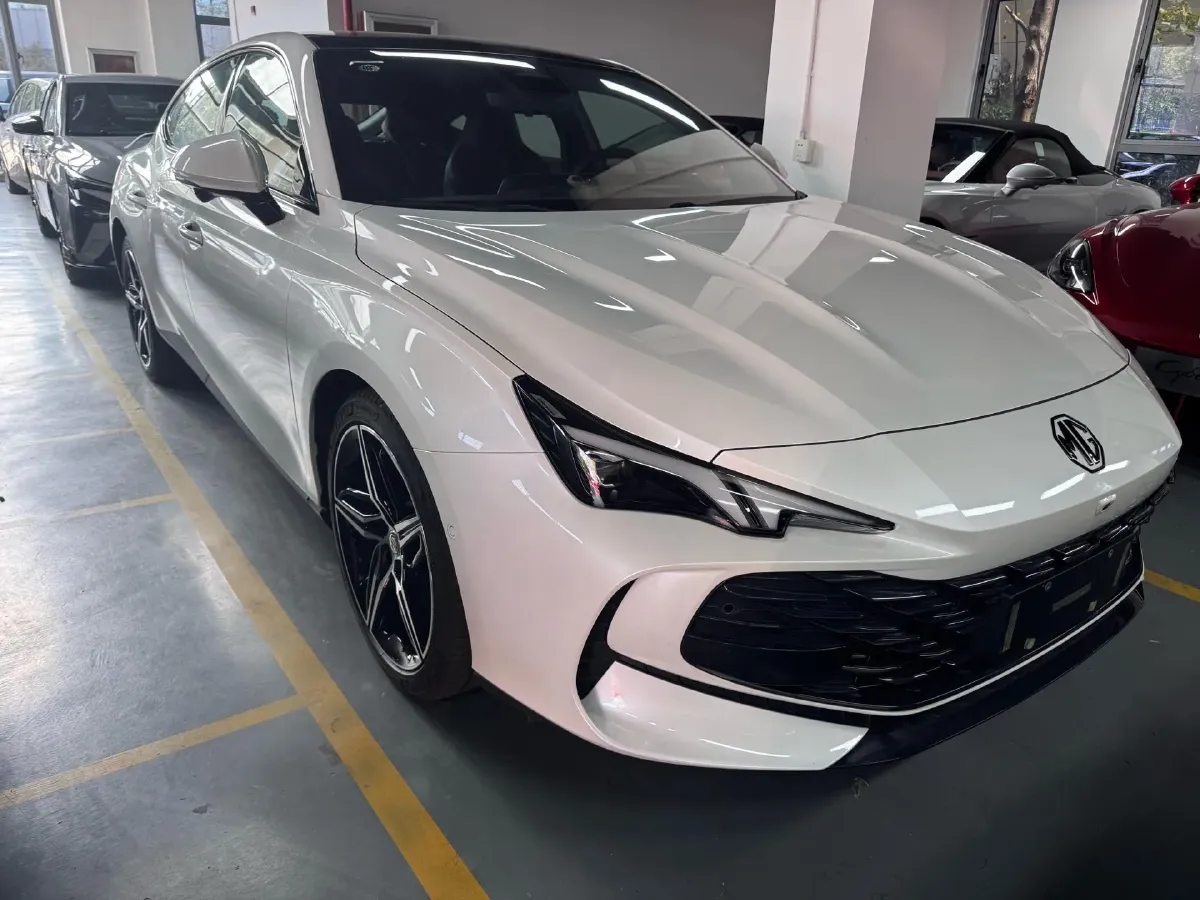 2025 MG 7 2.0T 261HP L4 9AT,autocango,china used car exporter,china ev exporter,chinese used car exporter,chinese used ev exporter