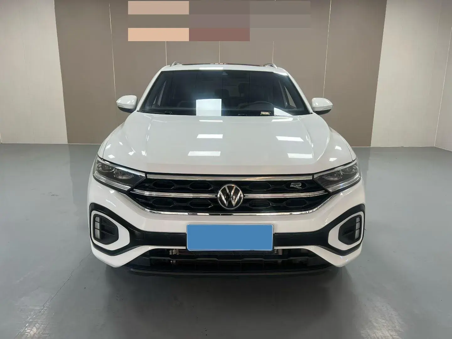 2023 VOLKSWAGEN T-ROC thumbnail 2