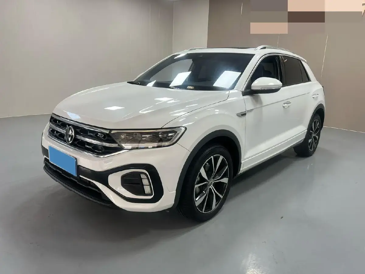 2023 Volkswagen T-Roc 1.5T 160HP L4 7DCT
