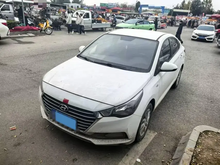2016 HYUNDAI VERNA view 1