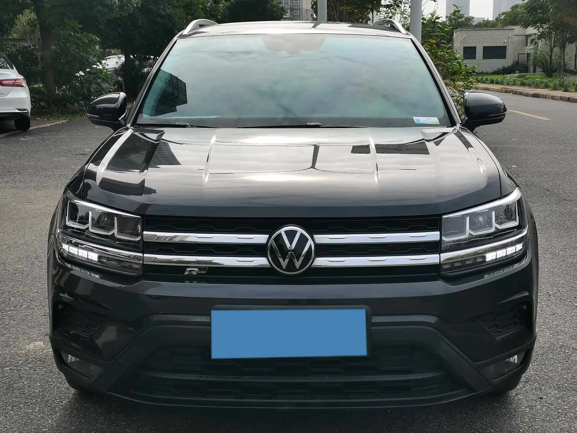 2021 VOLKSWAGEN THARU thumbnail 2