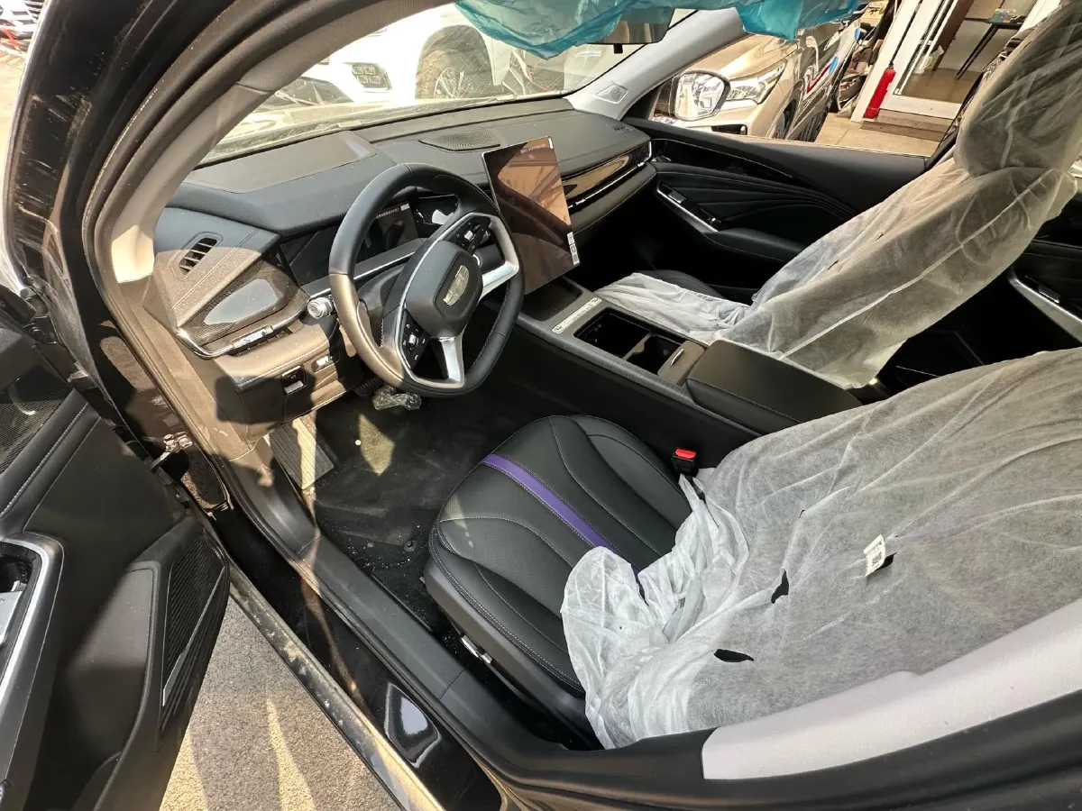 2024 Geely PrefaceL 1.5T 163HP L4 3DHT Hybrid,autocango,china used car exporter,china ev exporter,chinese used car exporter,chinese used ev exporter