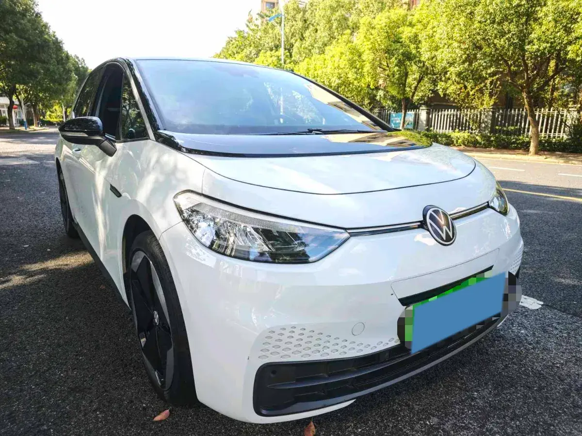 2023 VOLKSWAGEN ID.3 thumbnail 3