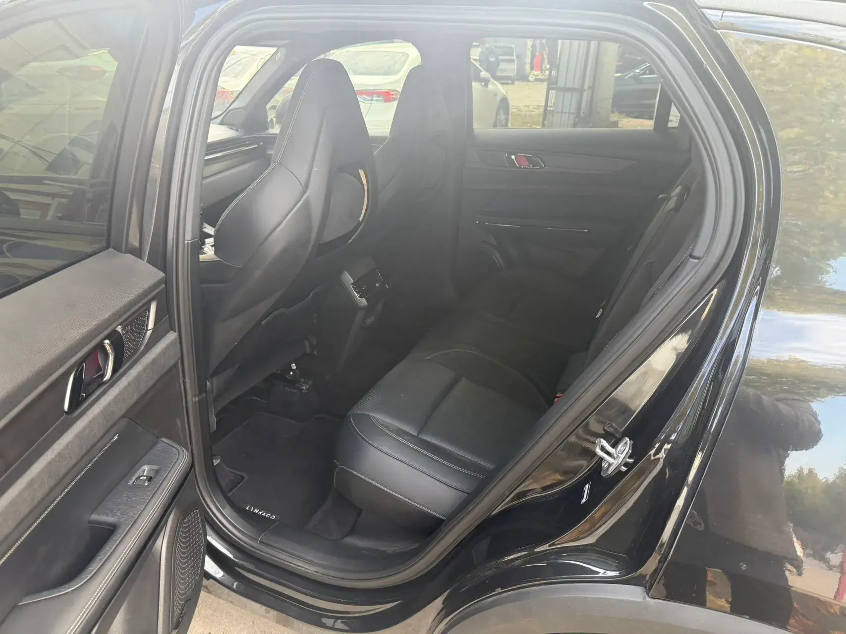 2021 LYNK&CO 01 thumbnail 4