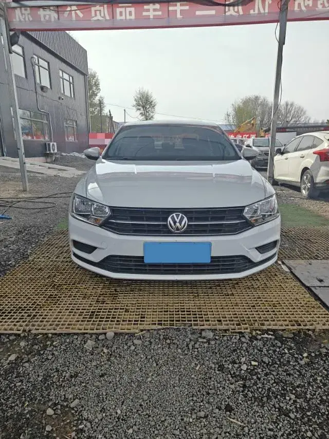 2019 VOLKSWAGEN BORA thumbnail 2