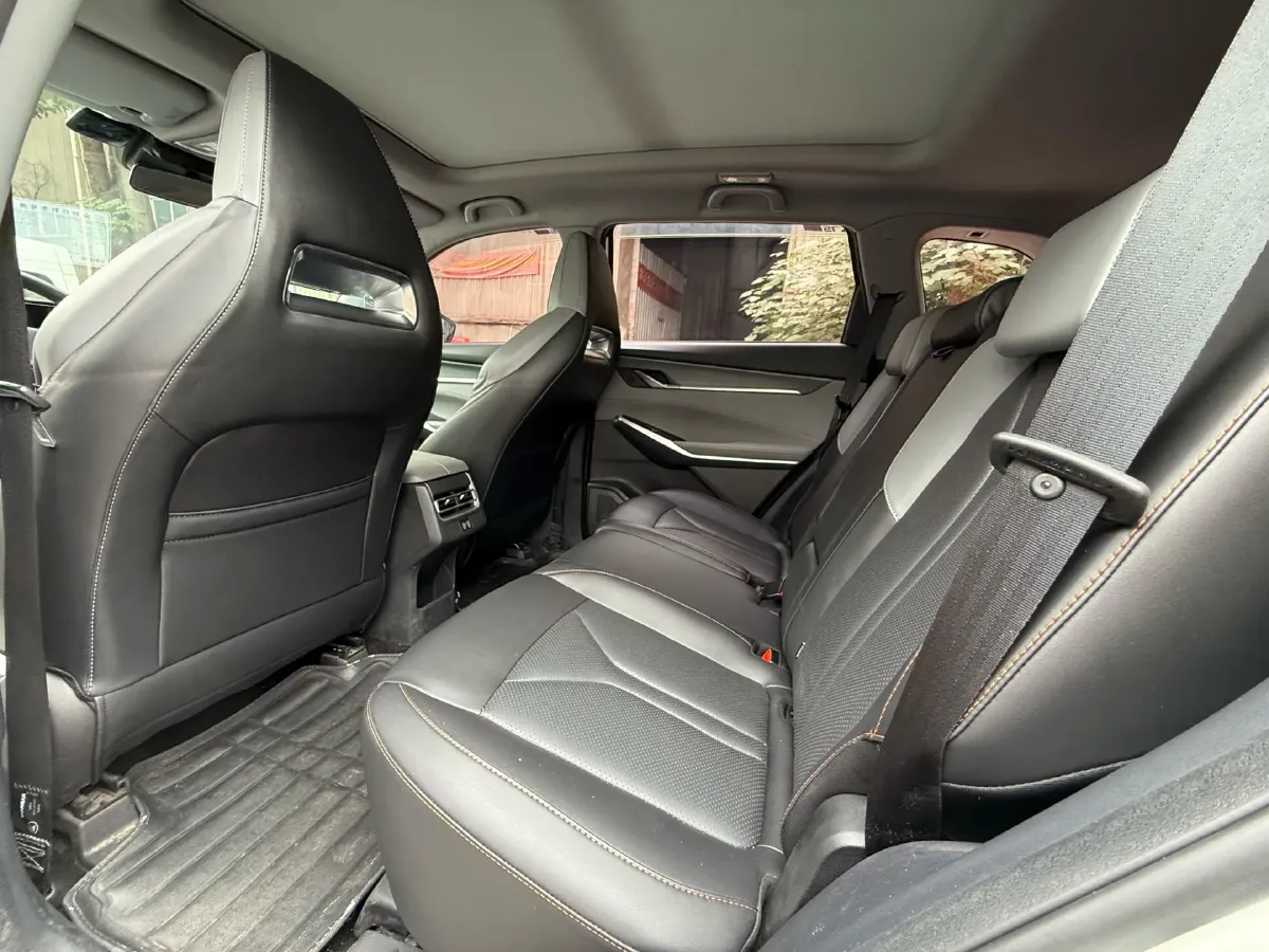 2021 ChangAn CS75 Plus 1.5T 178HP L4 6AT,autocango,china used car exporter,china ev exporter,chinese used car exporter,chinese used ev exporter