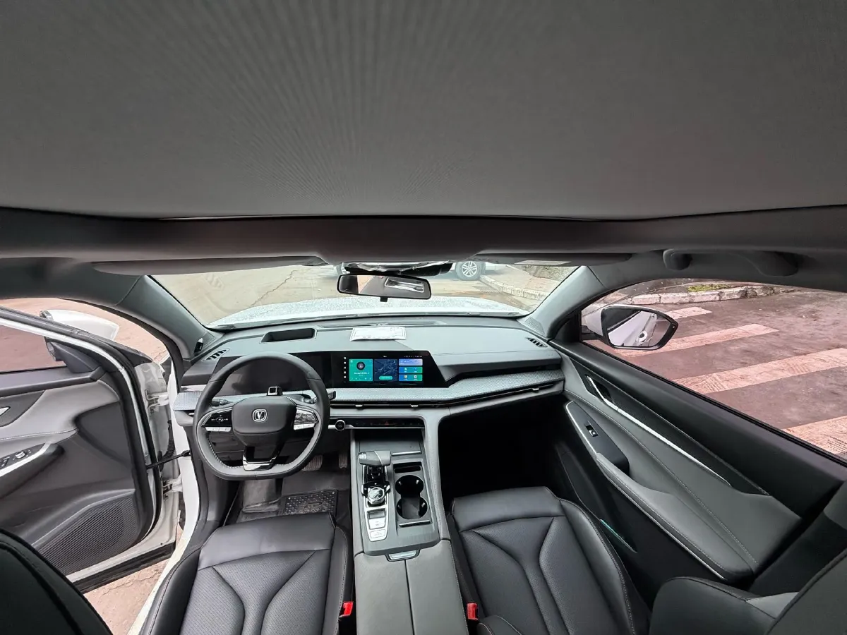 2021 ChangAn CS75 Plus 1.5T 178HP L4 6AT,autocango,china used car exporter,china ev exporter,chinese used car exporter,chinese used ev exporter