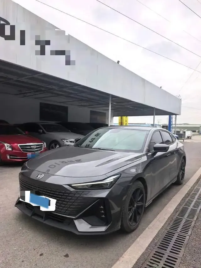 2022 ChangAn UNI-V 1.5T 188HP L4 7DCT