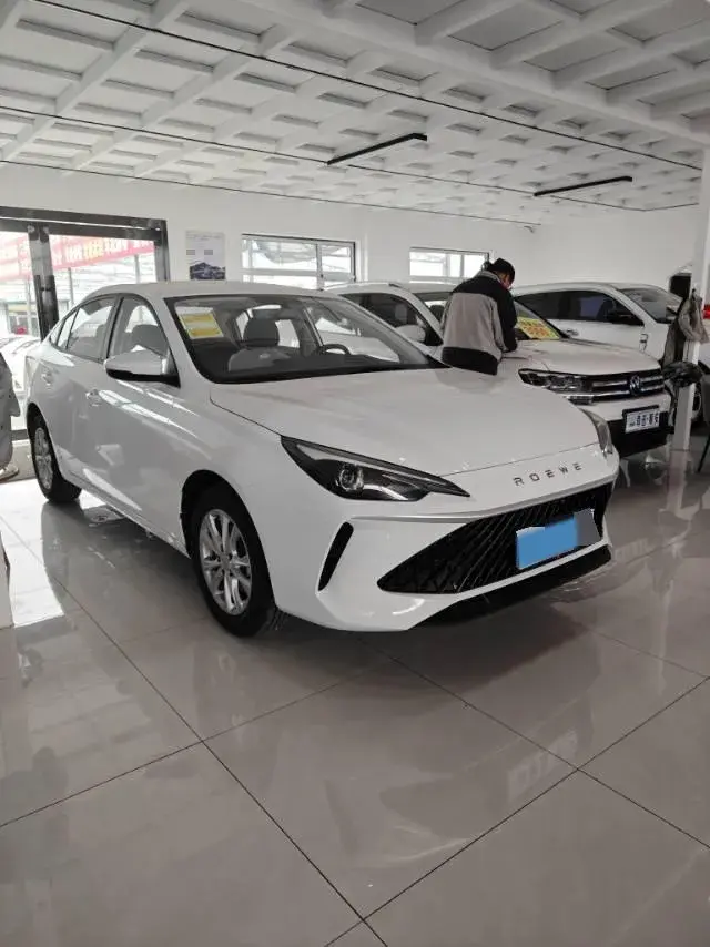 2023 ROEWE I5 thumbnail 3