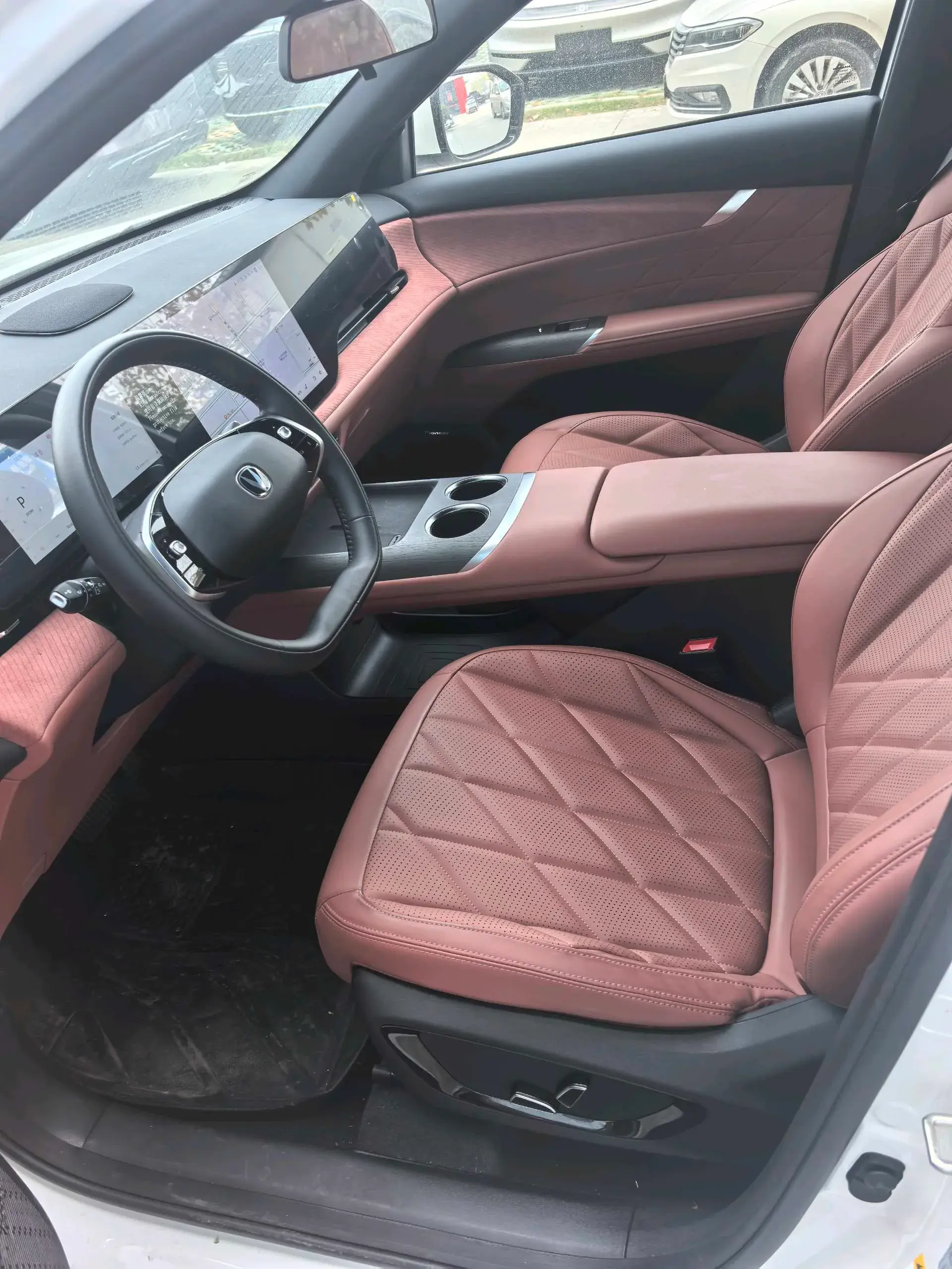 2025 CHANGAN CS75 thumbnail 4