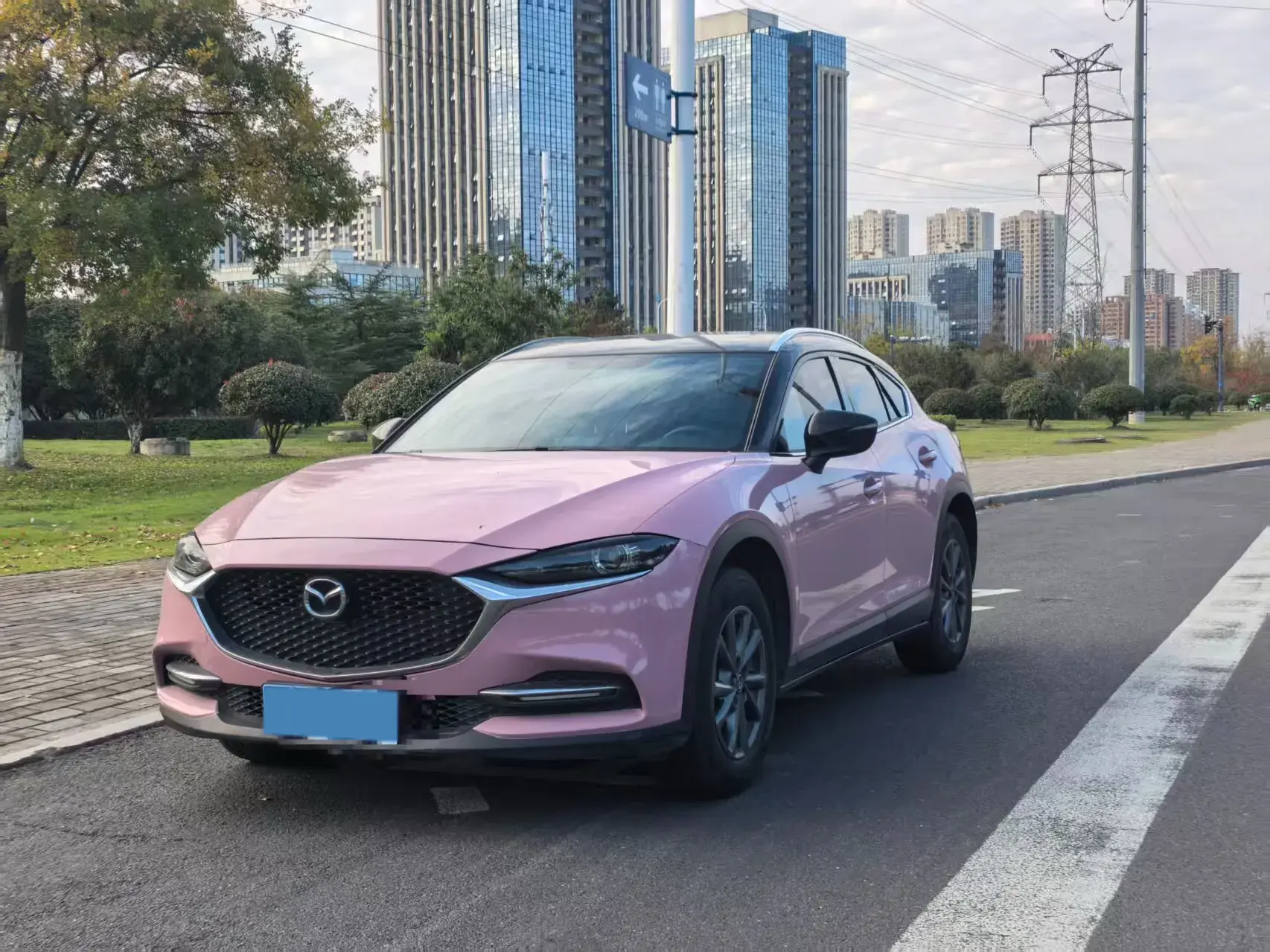 2020 MAZDA CX-4 view 1