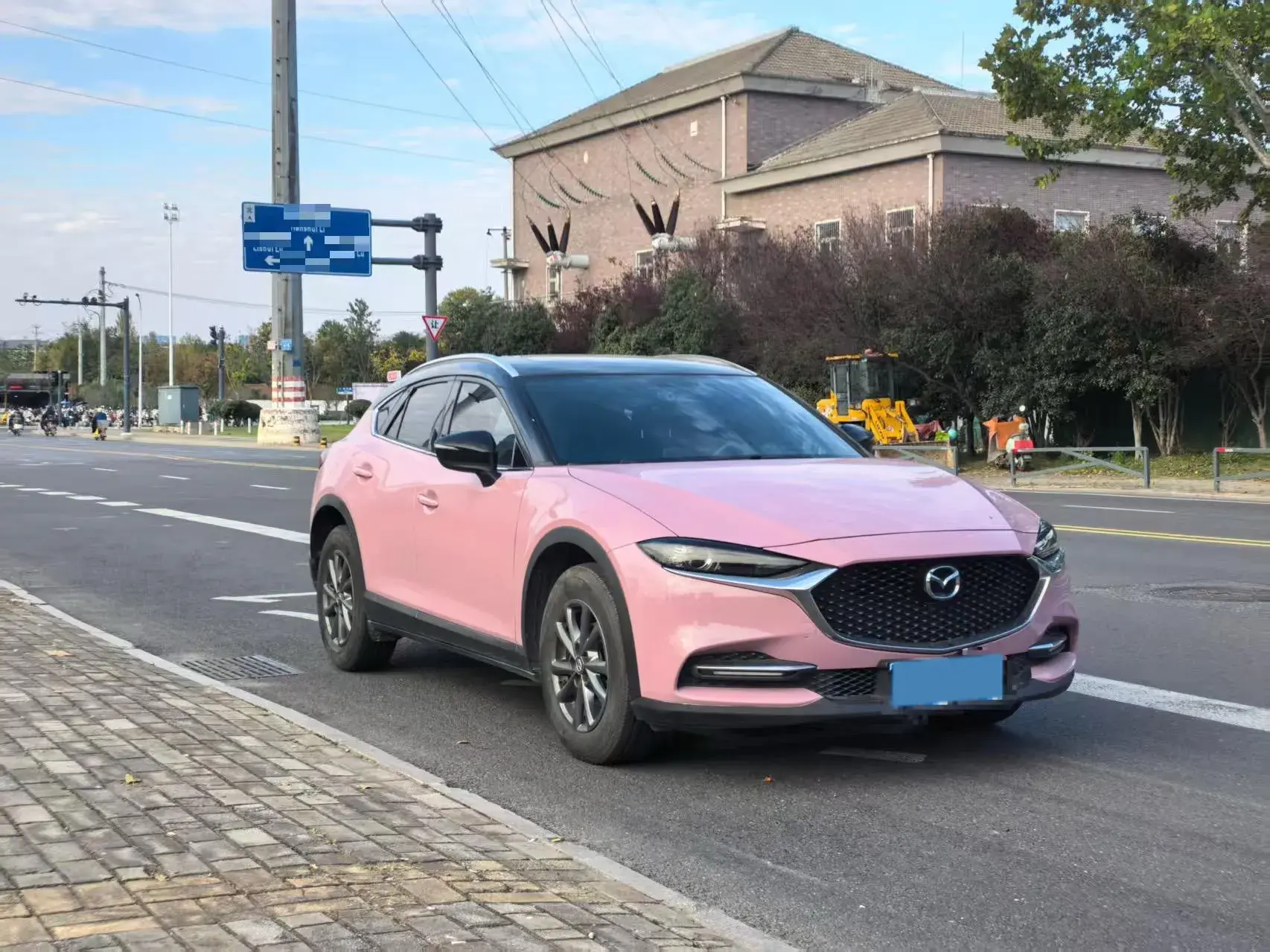 2020 MAZDA CX-4 thumbnail 3