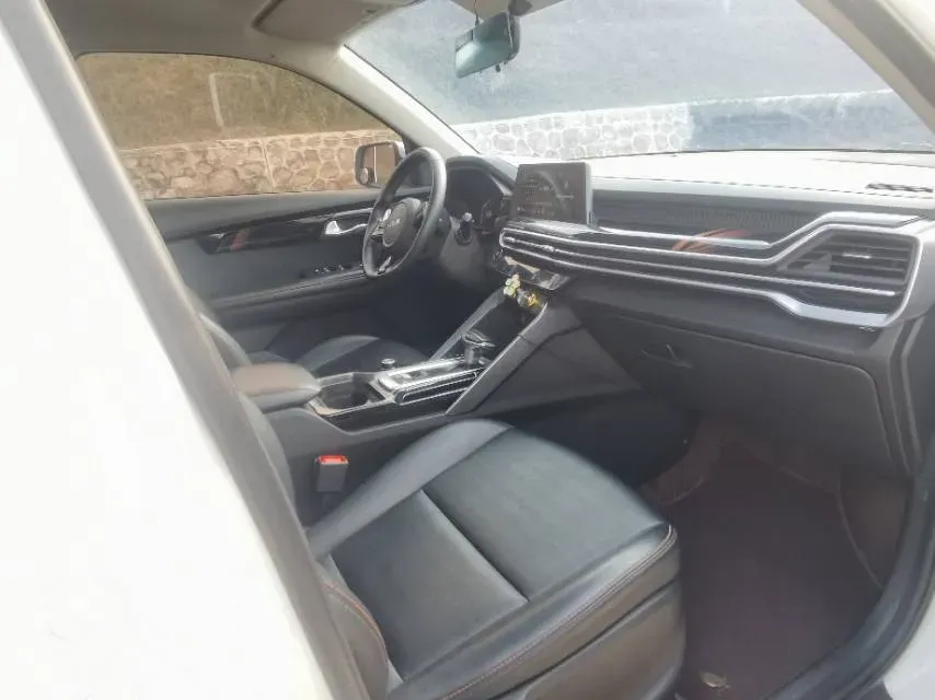 2021 Kia Sportage R 2.0L 161HP L4 6AT,autocango,china used car exporter,china ev exporter,chinese used car exporter,chinese used ev exporter