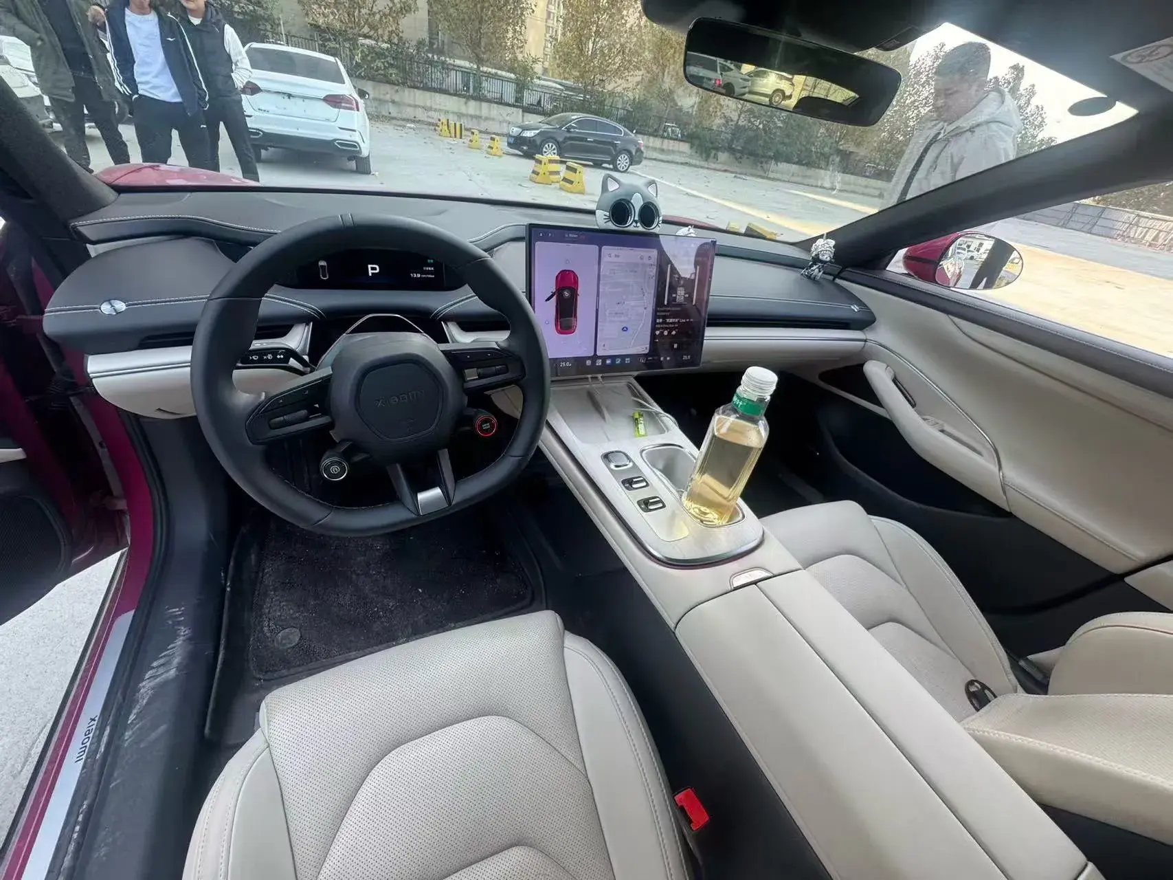 2024 MI SU7 thumbnail 3