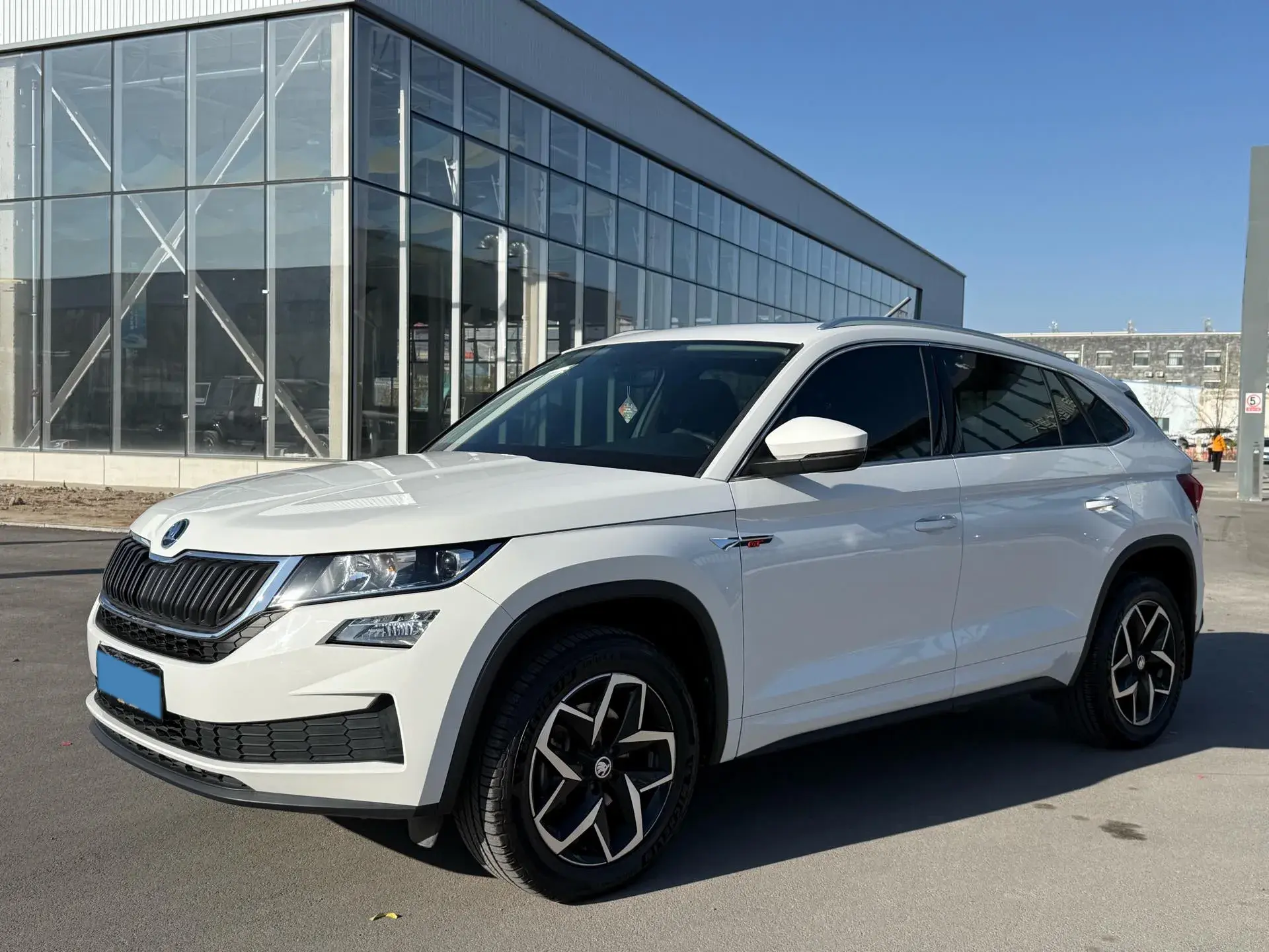 2019 SKODA KODIAK view 1
