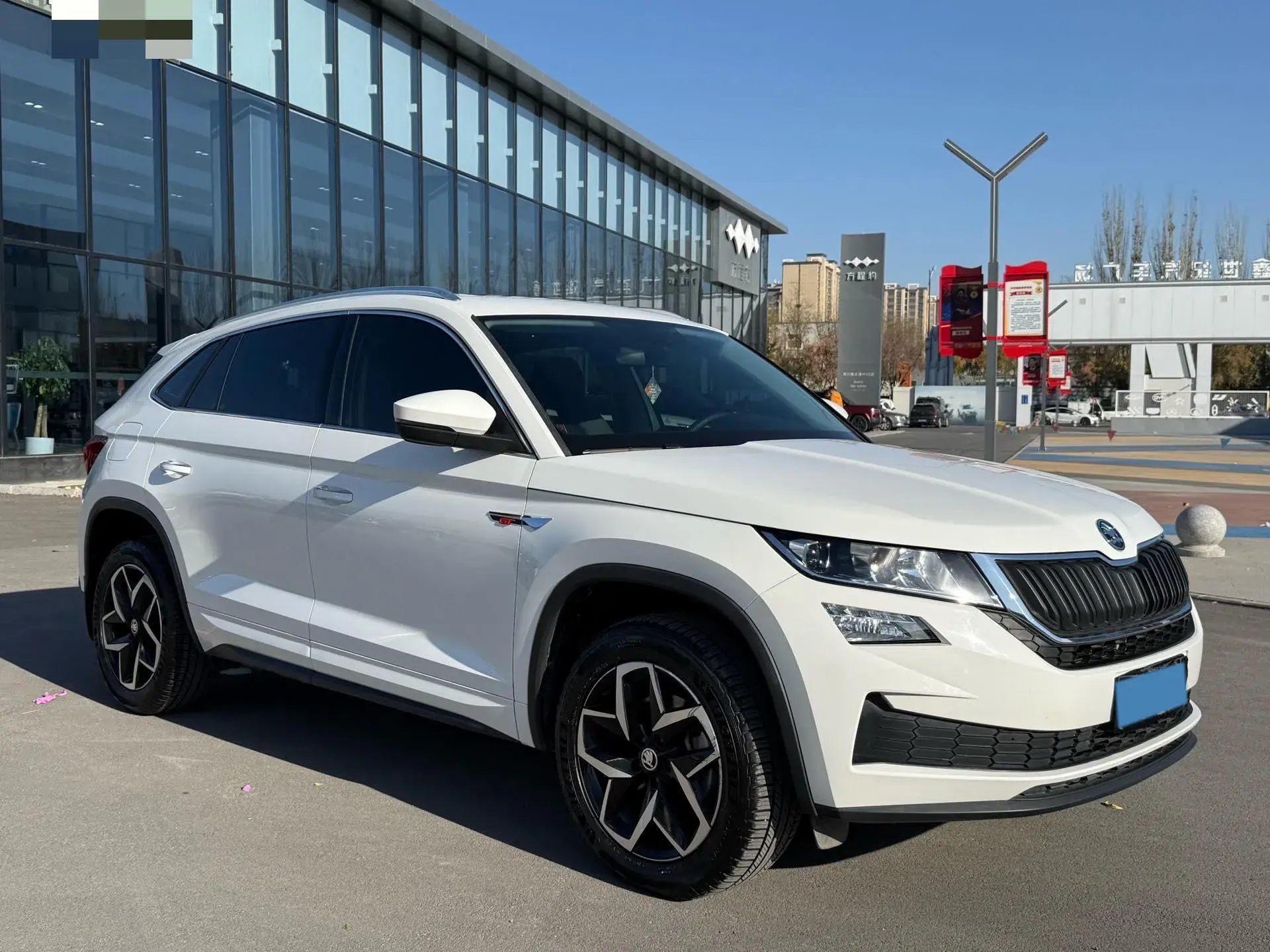 2019 SKODA KODIAK thumbnail 3