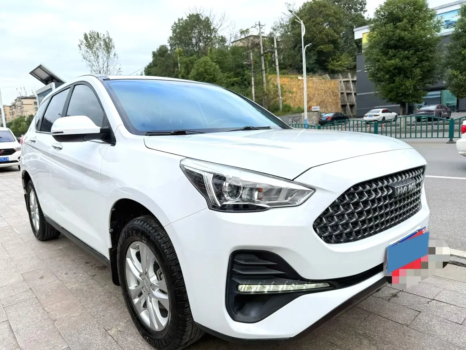 2019 HAVAL M6 thumbnail 3