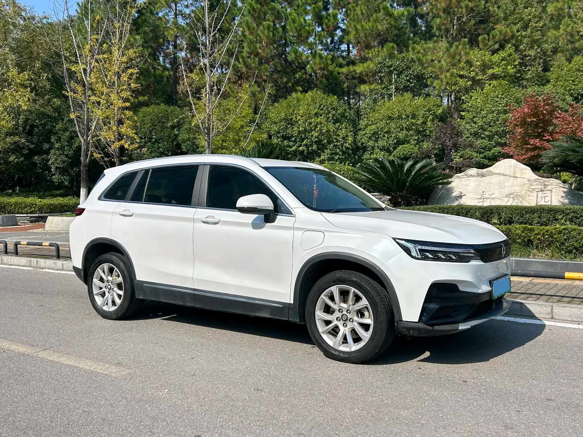 2021 SKYWORTH EV6 thumbnail 3