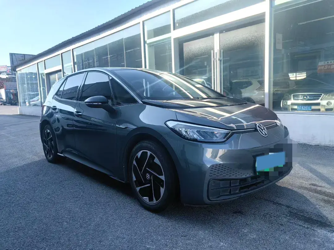 2023 VOLKSWAGEN ID.3 thumbnail 3