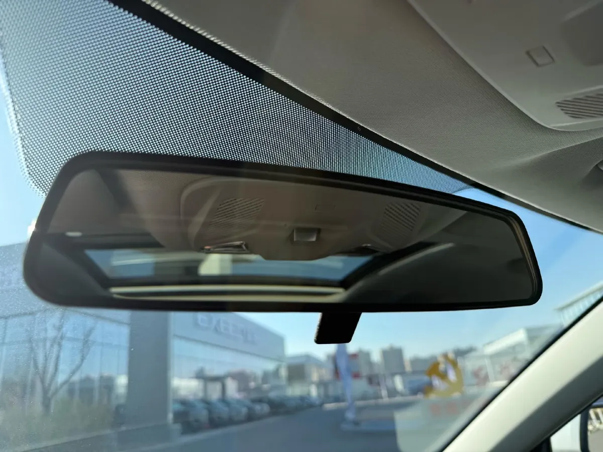 2023 ChangAn Lamore 1.5T 170HP L4 7DCT,autocango,china used car exporter,china ev exporter,chinese used car exporter,chinese used ev exporter