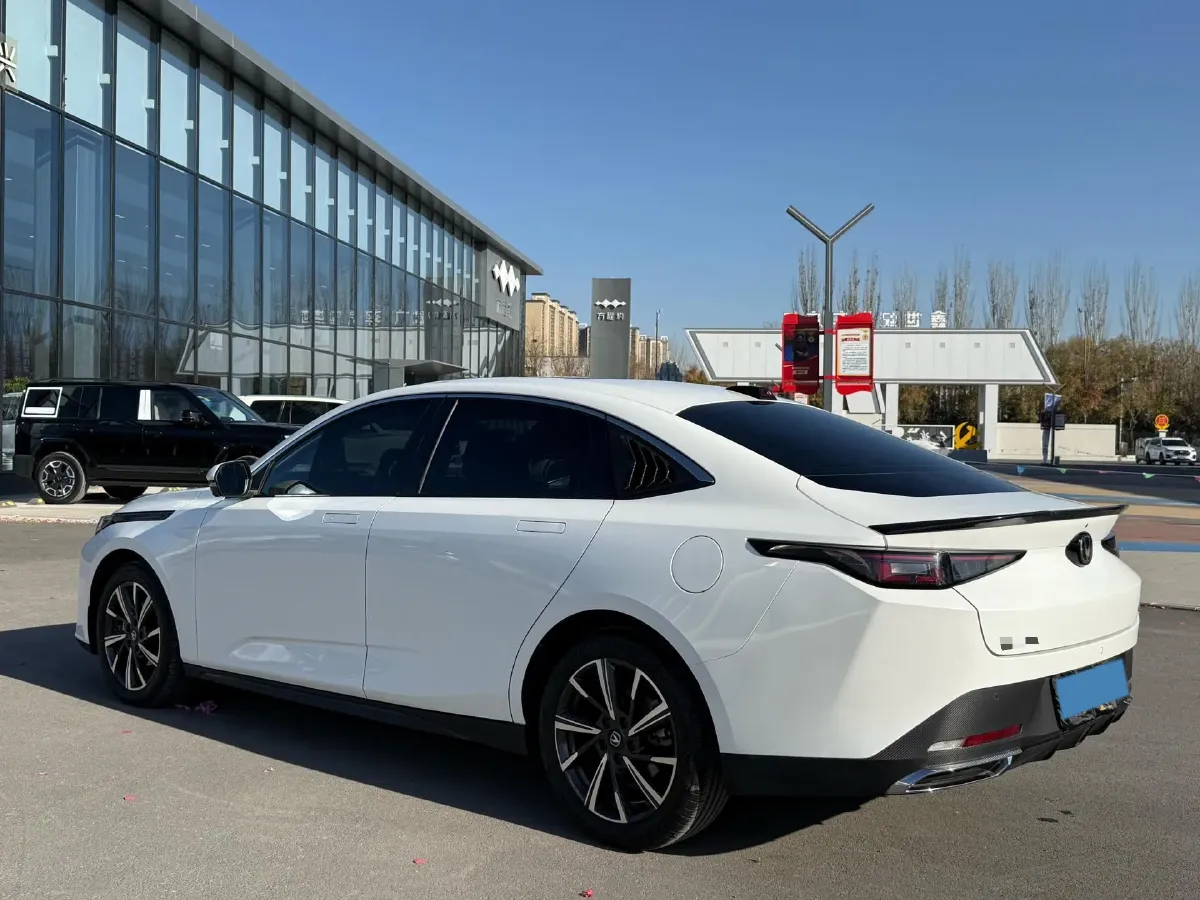 2023 ChangAn Lamore 1.5T 170HP L4 7DCT,autocango,china used car exporter,china ev exporter,chinese used car exporter,chinese used ev exporter