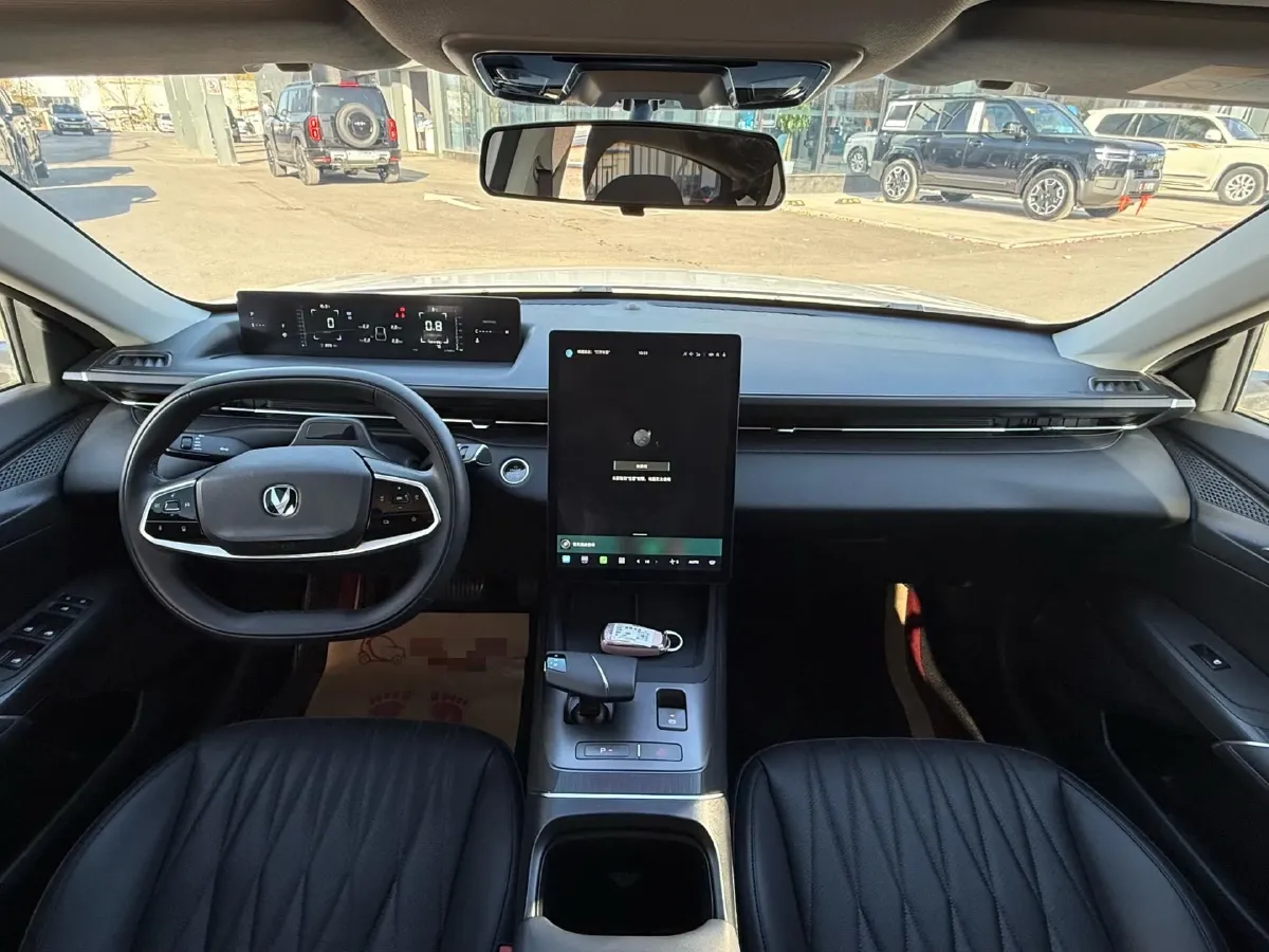 2023 ChangAn Lamore 1.5T 170HP L4 7DCT,autocango,china used car exporter,china ev exporter,chinese used car exporter,chinese used ev exporter