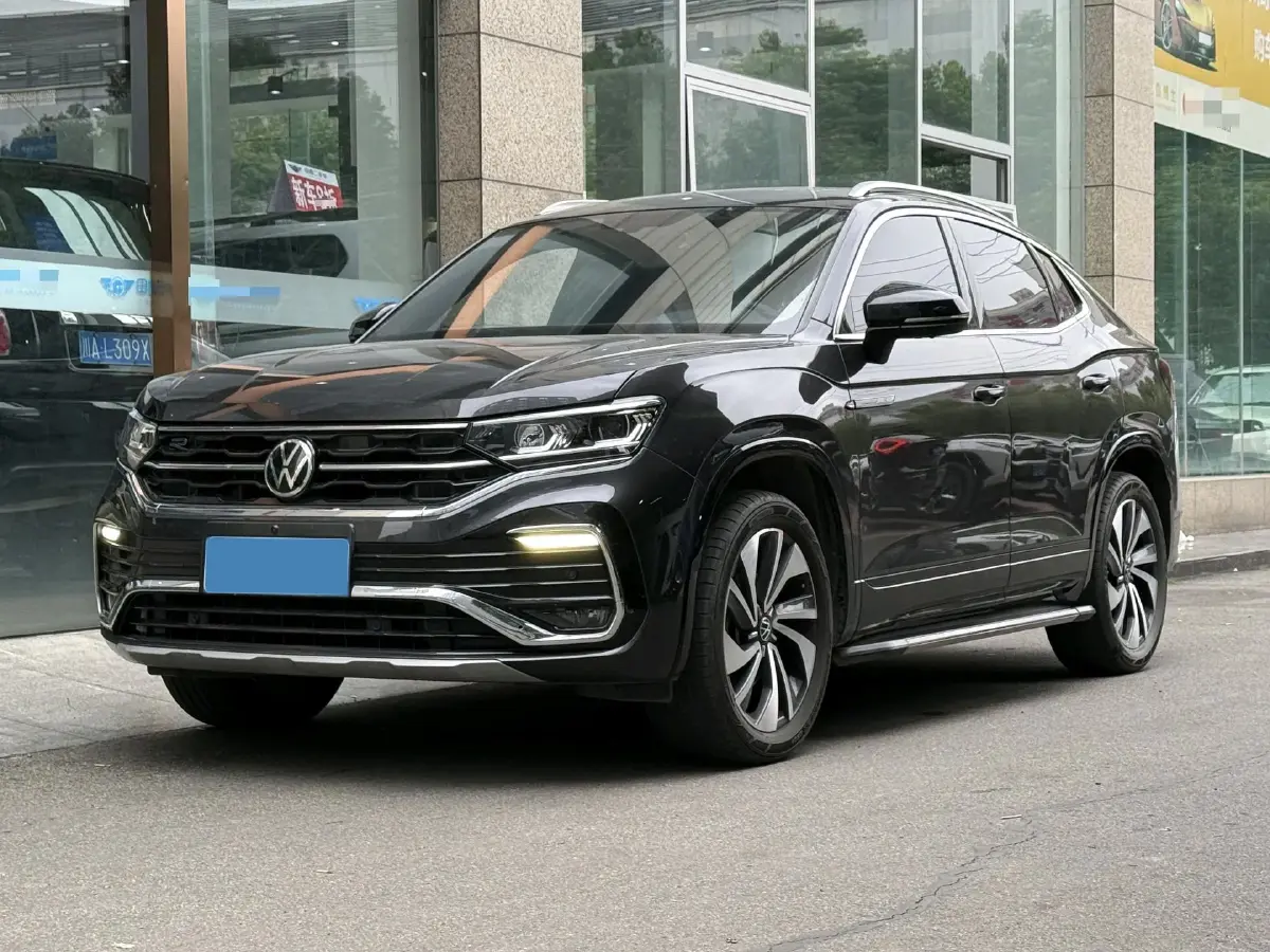 2020 Volkswagen Tayron X 2.0T 186HP L4 7DCT