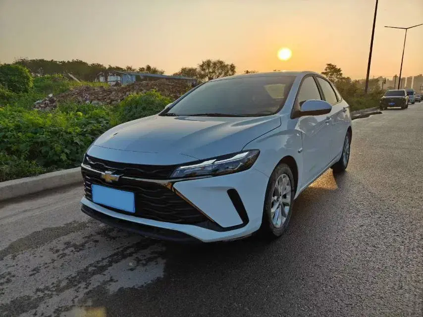 2023 CHEVROLET MONZA view 1