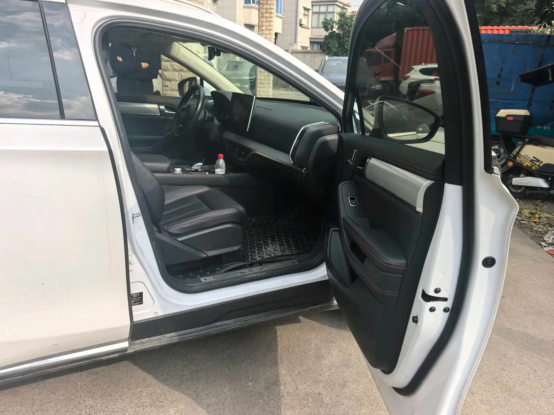 2018 BYD TANG thumbnail 4