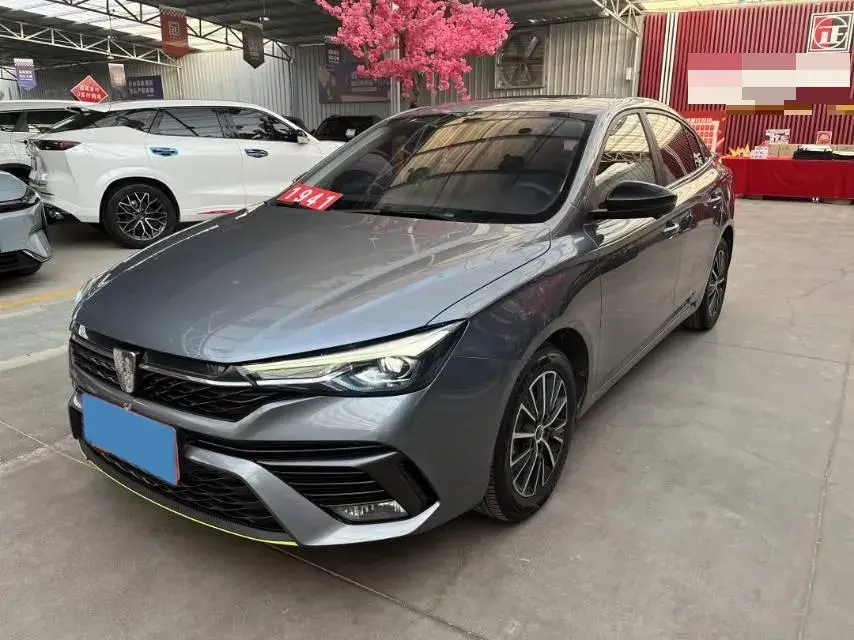 2021 Roewe i5 1.5L 120HP L4 CVT